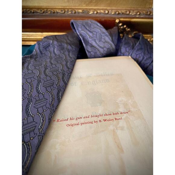 Vintage Christian Dior silk necktie with graphic print in soft purple - Picture 3 of 6